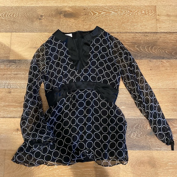 Maternity Haul - Size Medium - 34 items included || pants, dresses, tops, swim - Picture 5 of 16